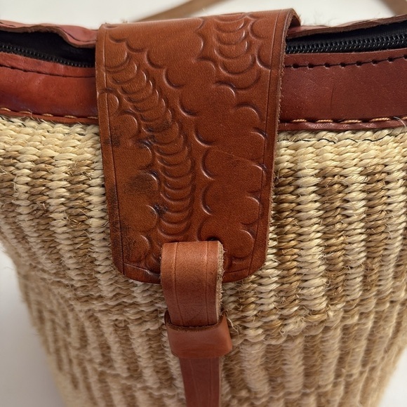 Authentic African Kinodo woven bag - Picture 2 of 10